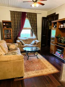 Charming Home in Easley - Image 5