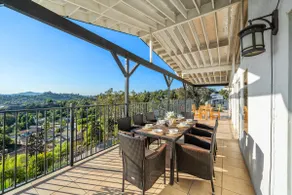 4BR/2Bth, Pool, View, 4 Parking, King Bed, BigYard - Image 2