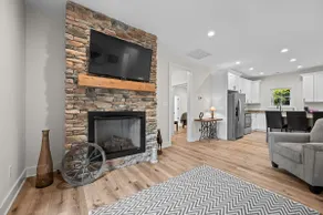 The Retreat at English Tavern | 3 min to LU & LYH - Image 3