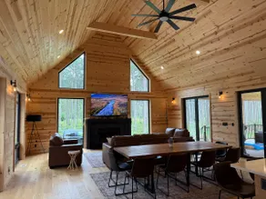 Pinecone Getaway: Heated Pool • Hot Tub • Fire Pit - Image 4