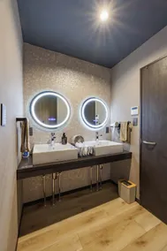 Great access to Nagoya Station, Zoo, Ghibli/Max 12 people/Renovated stylish and clean space/night view - Image 4