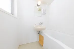 Haru's apartment with new designer furniture, elevator, 5-minute walk to Oshima Station, 401 - Image 3