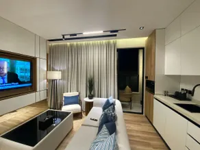 Modern Apt • Balcony — Olaya 18 - Image 5