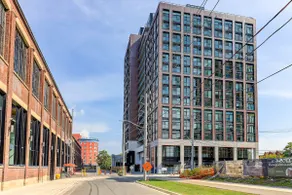 3BR 3Bath | King Bed | High Park | Gym| Netflix - Image 5