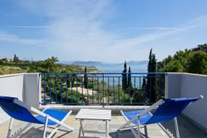 Beautiful summer house 5' from the beach - Image 4