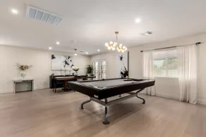 Elegant 4BD/2BA Home in Prime Glendale Location! - Image 2