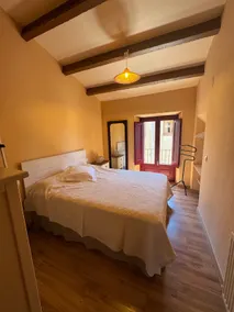 Cozy refurnished town house - Image 5