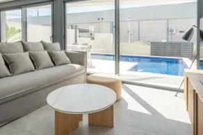 Bright house with private pool | Wellhome - Image 3