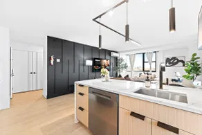 Modern 3BR Apt | Near EWR, MetLife & NYC - Image 5