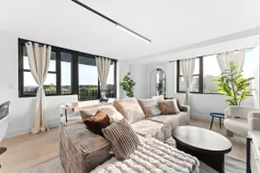 Luxury 2BR • Walk to EWR • Quick to MetLife/NYC - Image 3