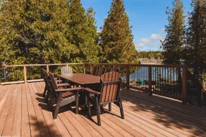 FreyBear - Luxury Lakefront to Lake Huron & HotTub - Image 5