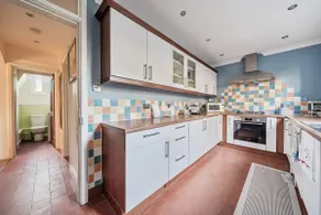 Spacious Berkshire home - Perfect for groups and contractors - Image 3