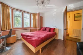 Spacious Berkshire home - Perfect for groups and contractors - Image 4
