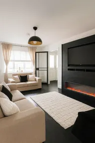 3BR Detached Home, Driveway & Large Rear Garden - Image 3