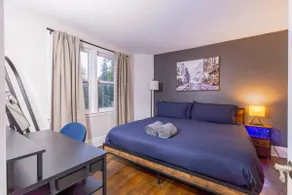 Cozy King Bed+Full Kitchen | 3 min > Argyle Mall - Image 3
