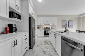 Luxury 4BR Retreat • Game Room • 100% Super Clean - Image 2