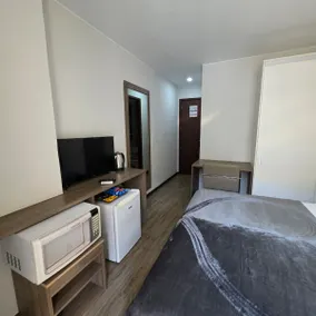 Microwave, Garage, Suite 152BL2 - Image 3