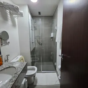 Microwave, Garage, Suite 152BL2 - Image 5