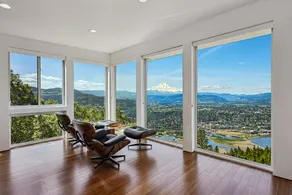 The Overlook House with amazing view! - Image 3