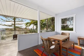 Charming federation apartment close to Manly Beach. - Image 3