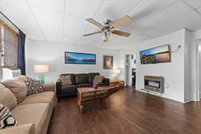 Elinor place-Northshore .5 miles to Frazier 2 bed - Image 3