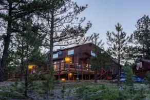 Colorado! Views, killer hottub, private game barn! - Image 3
