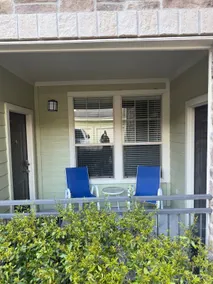 Spacious 2 bed/2bath in The Woodlands** - Image 4