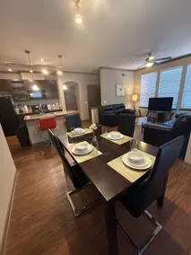 Spacious 2 bed/2bath in The Woodlands** - Image 3