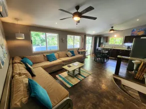 Hermosa Beach Bungalow 1st floor 1 bedroom Apt - Image 2