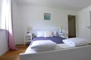 ”Yellow Tulips” apartment with mountain view balcony - Image 2
