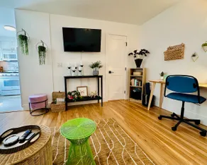 Newly Furnished Apartment on College Ave - Image 5
