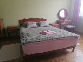 Center Apartment: 70 m2 + Green terrace: 50 m2 - Image 2