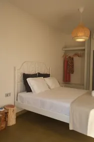 Mekia's beach house - Image 3
