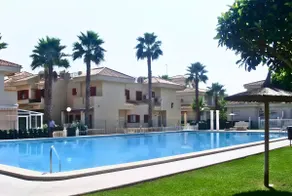 Spanish Sunshine Retreat - Image 4