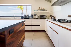 Beachfront Cliff Villa 300 degrees Ocean Views, Pool and Jacuzzi - Image 3