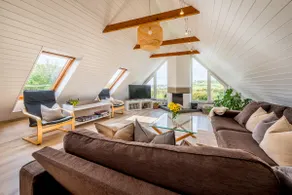 The Countryside Retreat - Sea views & Parking - Image 3