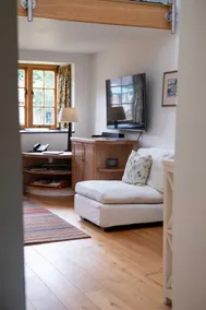 The Dovecote, historic cottage in a peaceful garden - Image 4