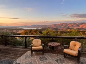 Lake Views Hilltop Ranch - 160 Acre Escape - Image 2