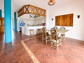 Entire Private Beachfront Home - Image 2