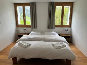 Apartment with mountain view surrounded by nature - Image 5