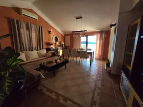 Beachfront Family Penthouse w/ Sunset View Balcony - Image 4