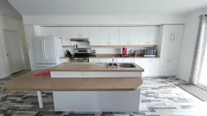 Huge 3 bright bedrooms - Zec Jaro St-Théophile - Image 2