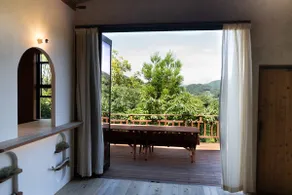 Monsoon cabin - Image 3