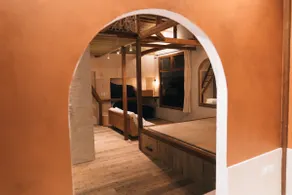 Monsoon cabin - Image 5