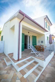 Casa Vacanze 'Il Timo' con vista mare, Wi-Fi e aria condizionata - Image 3