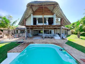 Beach Villa - Image 2