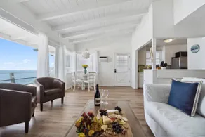 Malibu Carbon Beach Oceanfront Bungalow Twelve - Image 2
