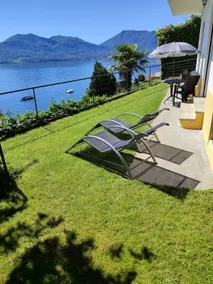 Apartment with private garden - Image 3