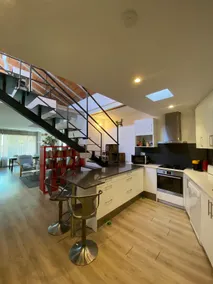House in Sant Cugat, 25 Mins to Barcelona center - Image 4