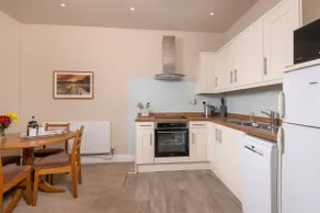 Howe End - Image 4